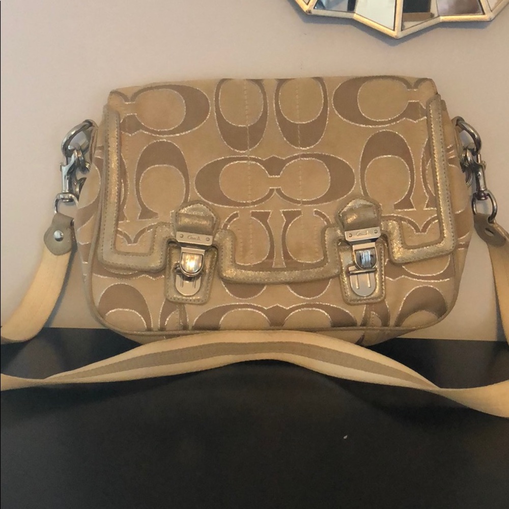 Crossbody bag